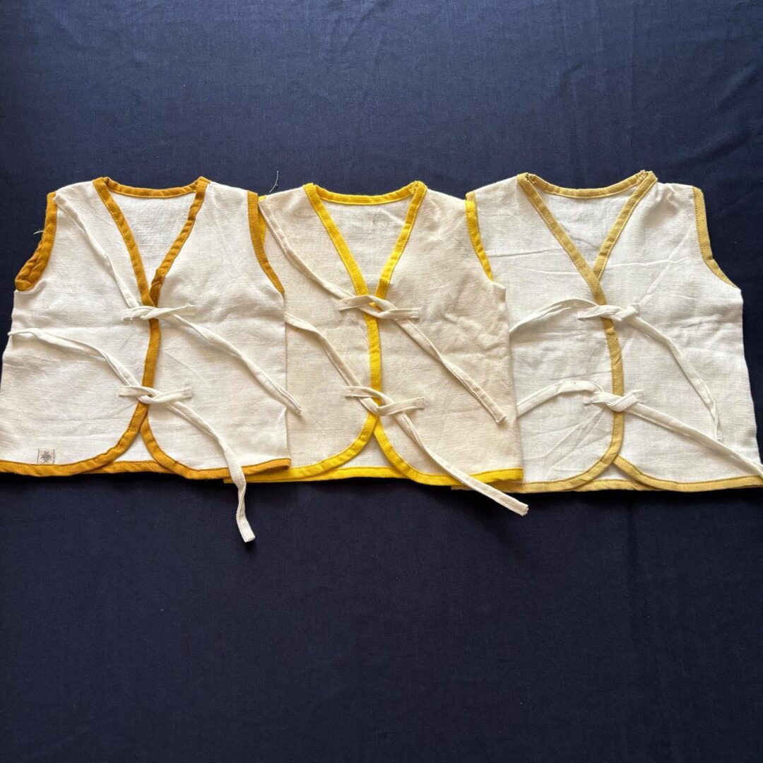 SnugBug Jhabla (Pack of 3) - handmade chemical-free khadi from Feel Weaves